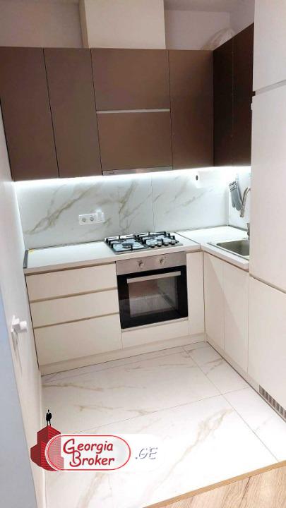 nearly repaired 3-room apartment for sale